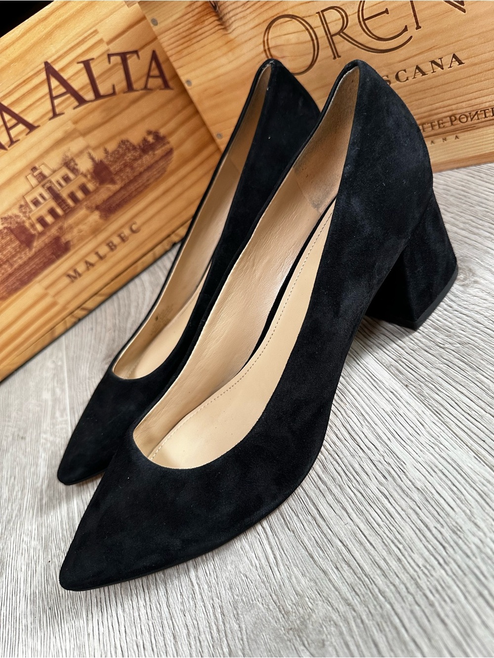 Marc Fisher LTD Zala Black Suede Block Heel Pumps 9M Buttery Soft Classic Luxury